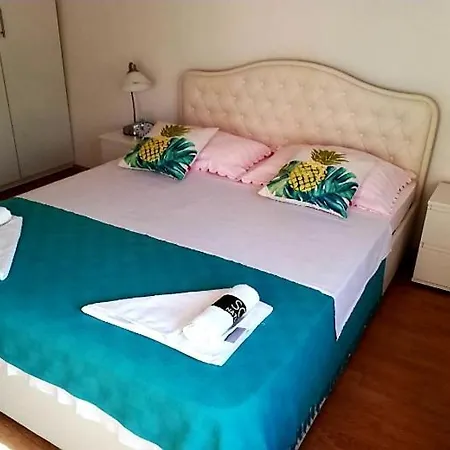 Apartment D6