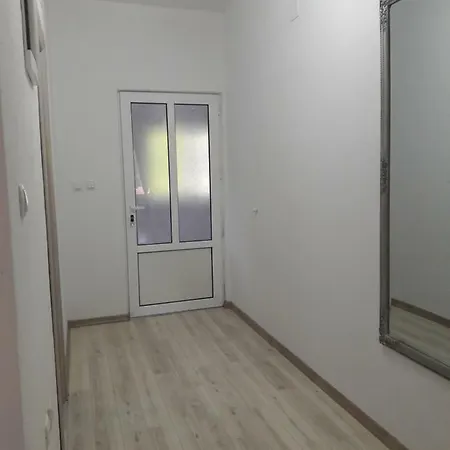 Apartment D6 *
